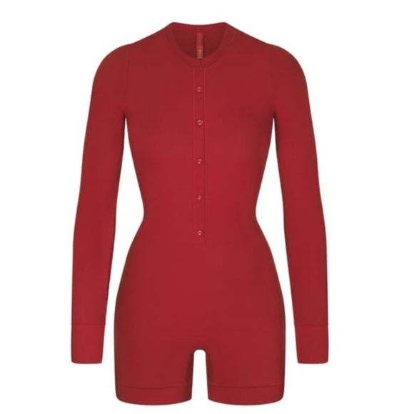 SKIMS Other - SKIMS SOFT LOUNGE BUTTON UP LOUNGE ONESIE ROMPER